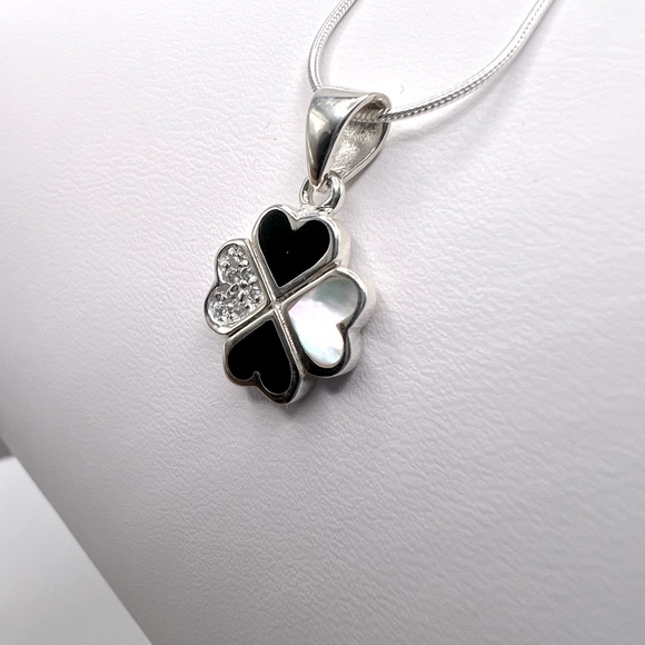 .925 Sterling Silver Clover Cz Necklace - Picture 14 of 17